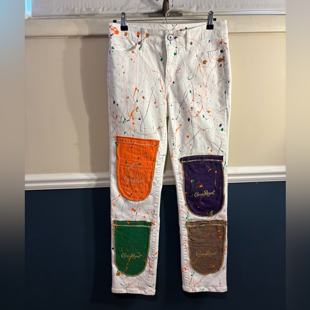 St. John's Bay Jeans with Colorful, Paint Splatter Accents, Women’s Size 4 Short